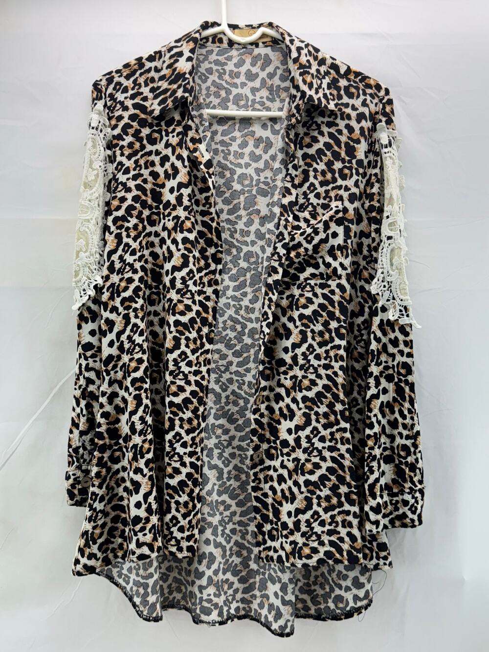 Grace & Emma M/L women’s leopard button up lace on long sleeved blouse